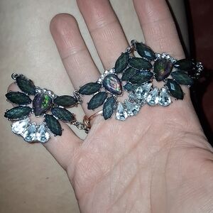 Green and Silver Ornate Necklace with Emerald-Cut Stones